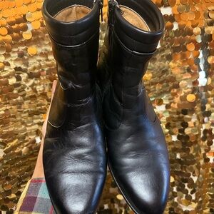 Elegant Black Leather Men's Boots